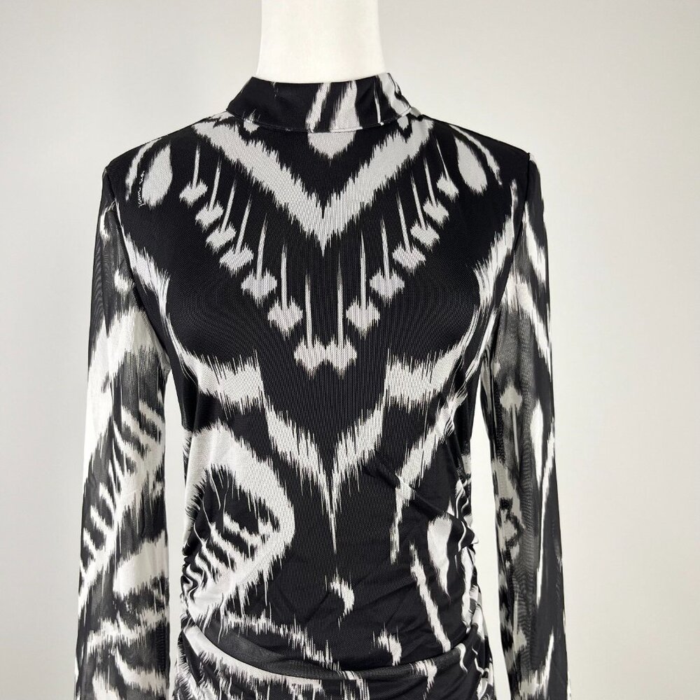 NWOT Farm Rio Pineapple Ikat Tulle Midi Dress Long Sleeves Size M Black White - Picture 4 of 13